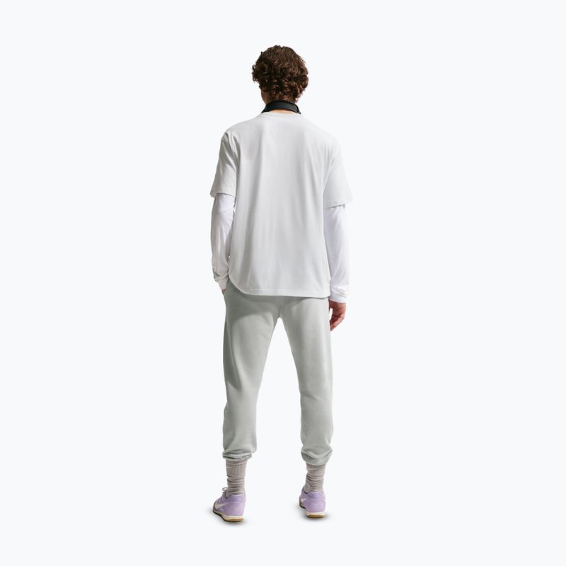 Pantaloni da uomo Nike Club French Terry Joggers light smoke grey/light smoke grey/white 3