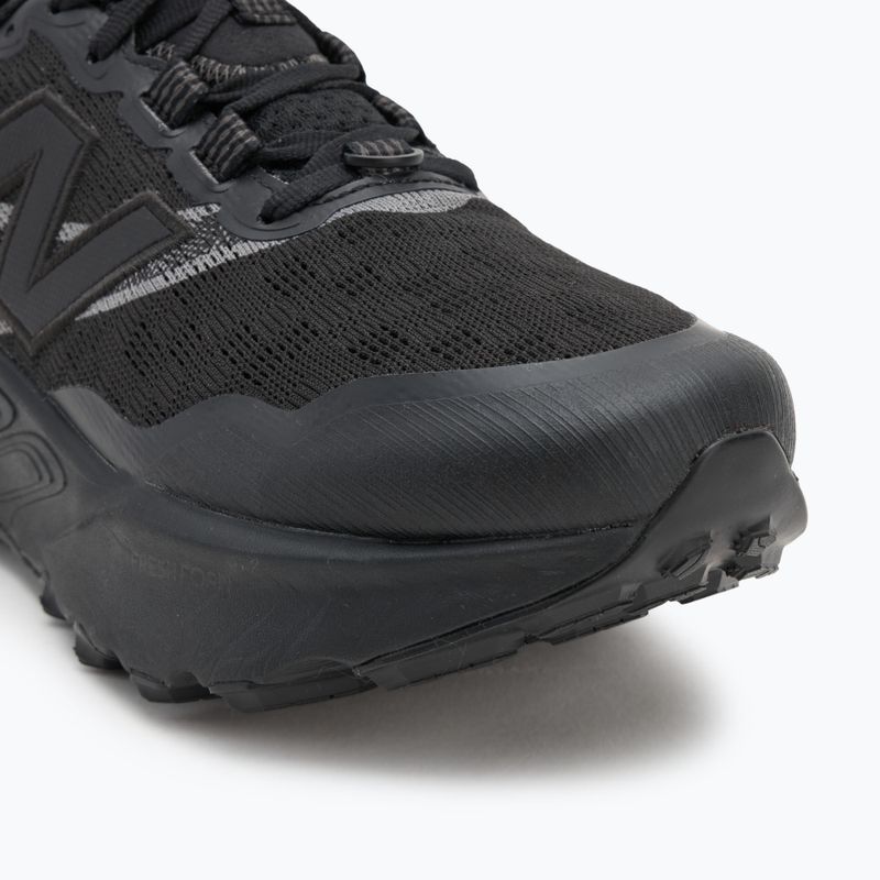 Scarpe da corsa da uomo New Balance Fresh Foam Hierro V9 nere 7