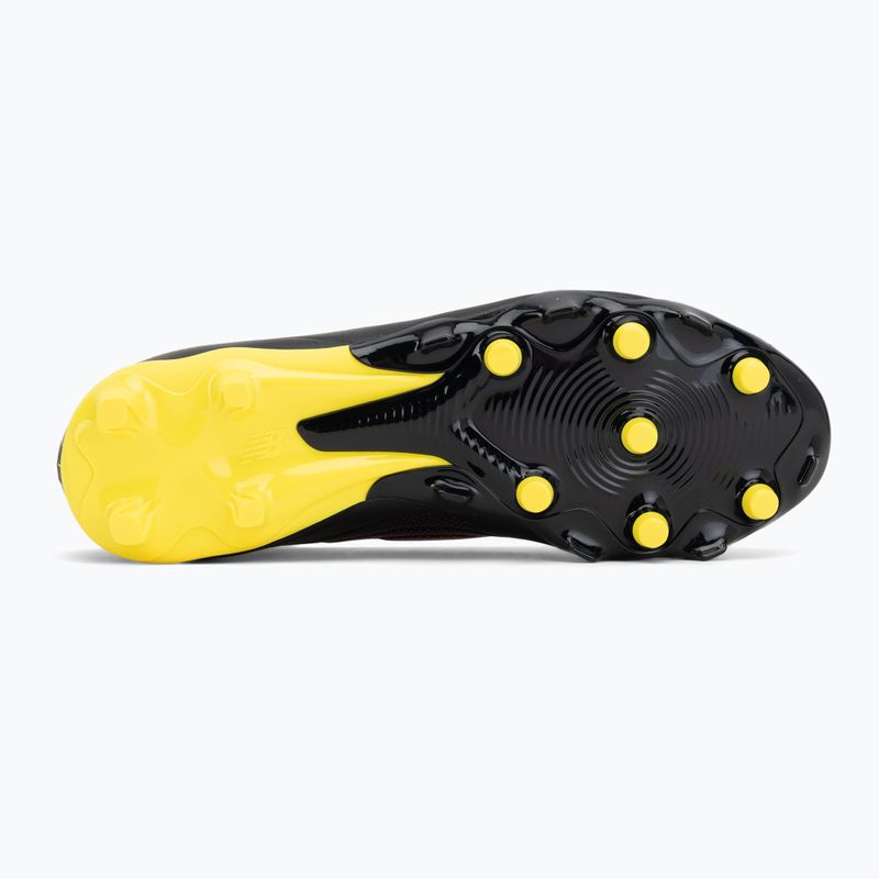 Scarpe da calcio per bambini New Balance Tekela Team V5 black 100/punch yellow/fire cracker 4