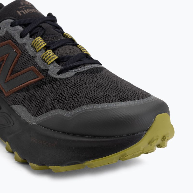 Scarpe da running da uomo New Balance Fresh Foam Hierro V9 faded black/pumpernickel 7
