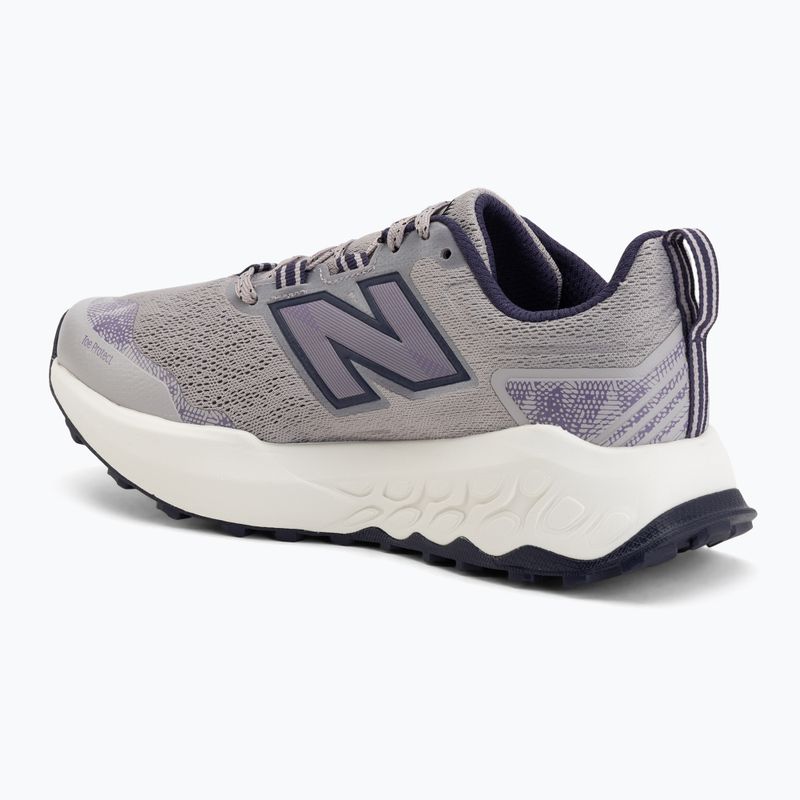 Scarpe da running da donna New Balance Fresh Foam Garoe V2 truffle salt/boysenberry/black 3