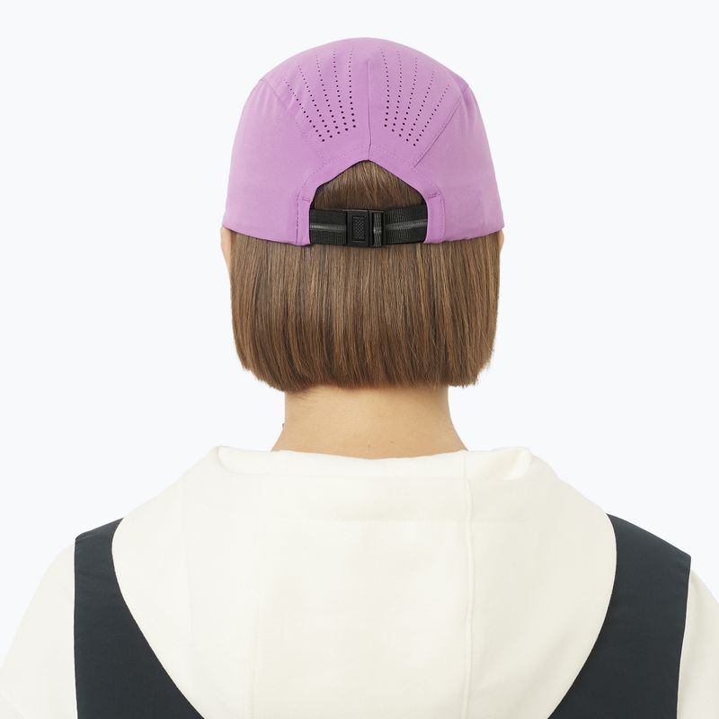 Cappellino con visiera Salomon Shakeout iris orchid 3