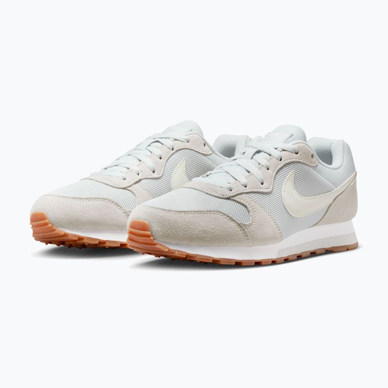 Scarpe da donna Nike MD Runner 2 photon dust/white/gum med brown/sail 3