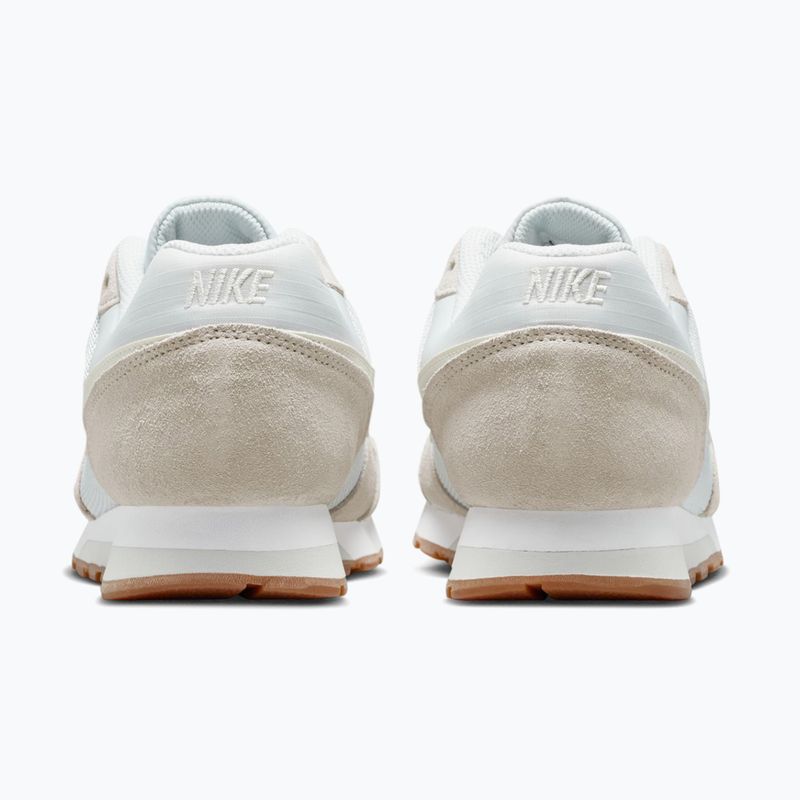 Scarpe da donna Nike MD Runner 2 photon dust/white/gum med brown/sail 4
