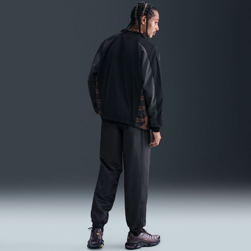 Pantaloni uomo Nike Windrunner Lined black/white 8