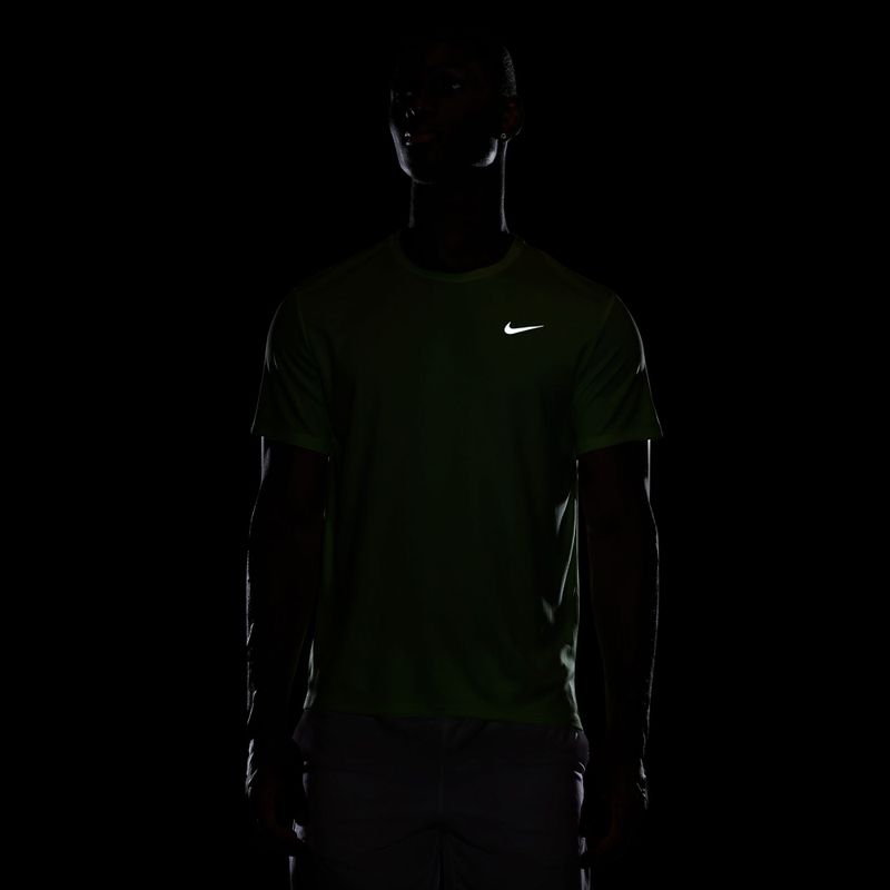 T-shirt running uomo Nike Miler Dri-Fit UV lime blast 7