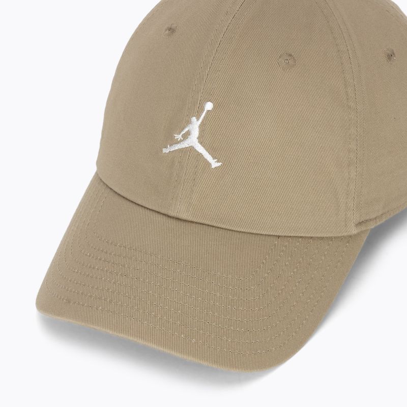 Cappellino con visiera Nike Jordan Club Unstructured Curved-Bill khaki/sail 3