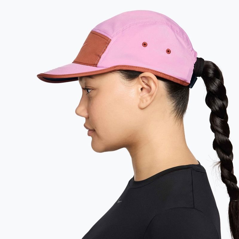 Berretto con visiera Nike Dri-Fit Fly light magenta/dusty peach/orange frost 5