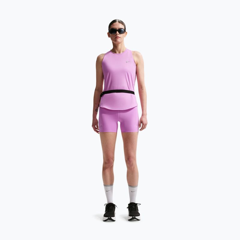 Pantaloncini da corsa da donna Nike Swift High-Waisted 4" light magenta 2
