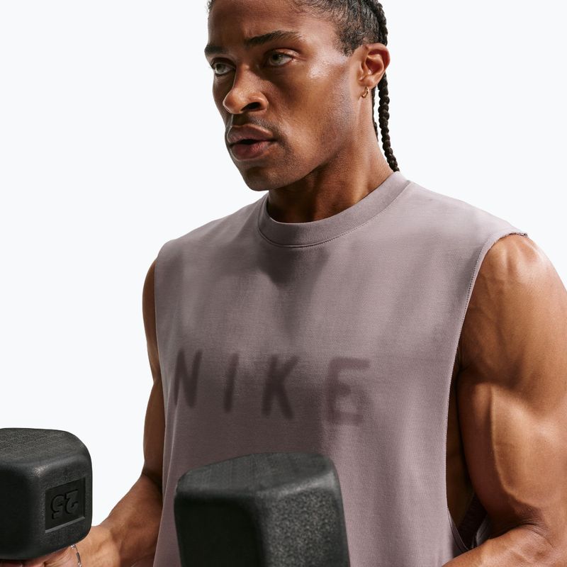 Maglietta da allenamento da uomo Nike Athletic Club Dri-Fit light violet ore/light violet ore 6