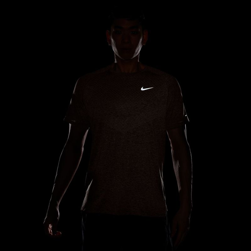 Maglietta da corsa da uomo Nike Stride ADV silt red 4