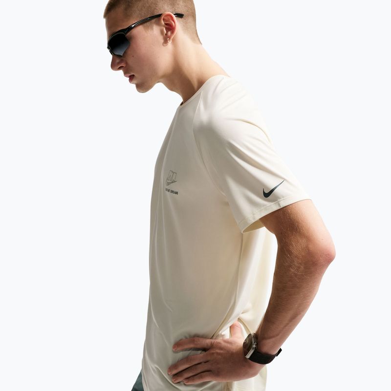 Maglietta da corsa da uomo Nike Stride Dri-Fit ADV coconut milk 6