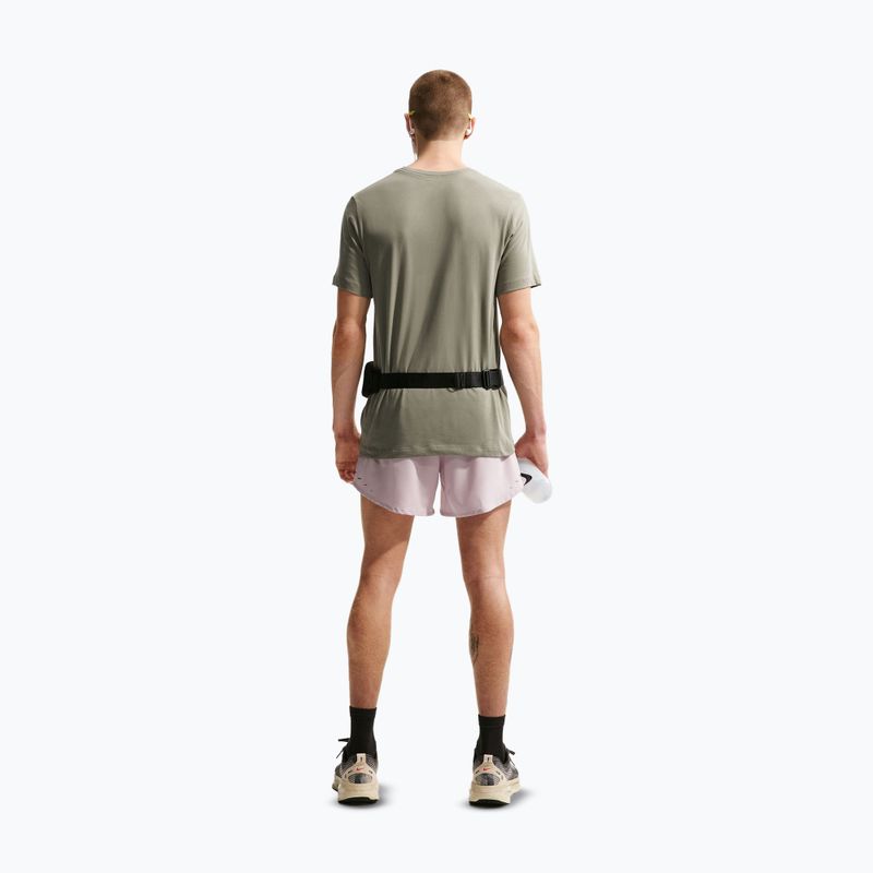 Pantaloni corti da uomo Nike Stride Dri-Fit foderati 5" rosa particella 3