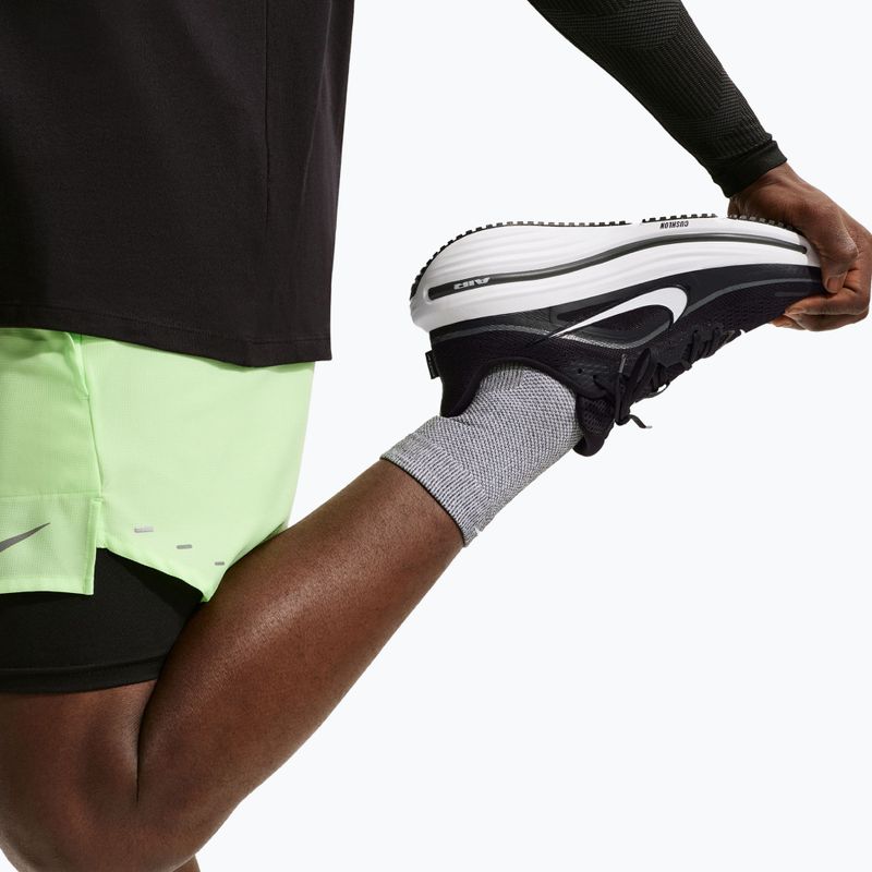 Scarpe da running da uomo Nike Winflo 12 black/dark smoke grey/white 9