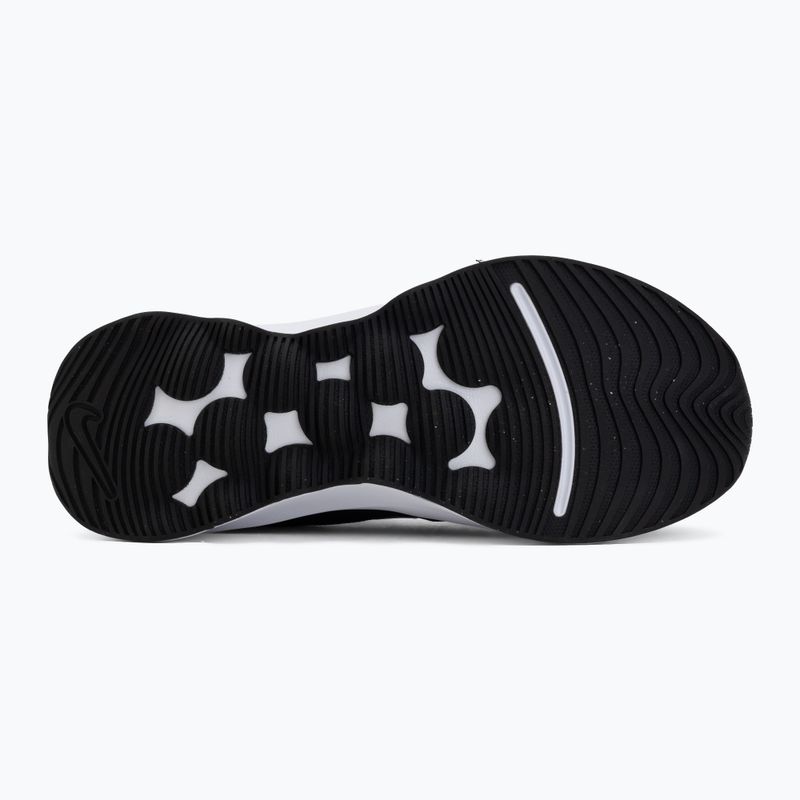 Scarpe da donna Nike Motiva 2 black/pure platinum/white 4
