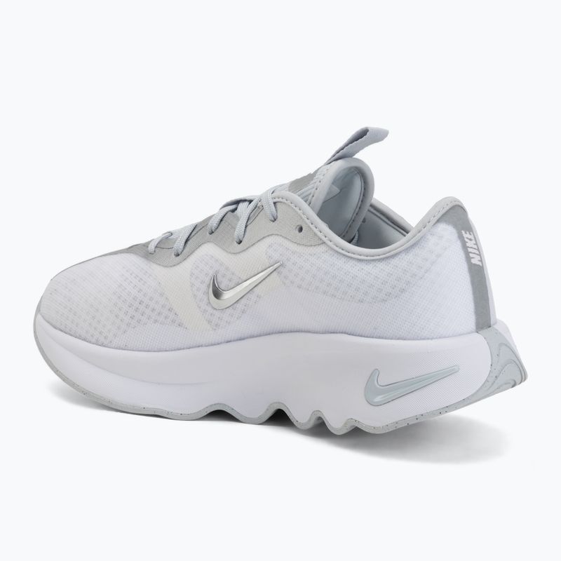 Scarpe da donna Nike Motiva 2 white/pure platinum/metallic silver 3