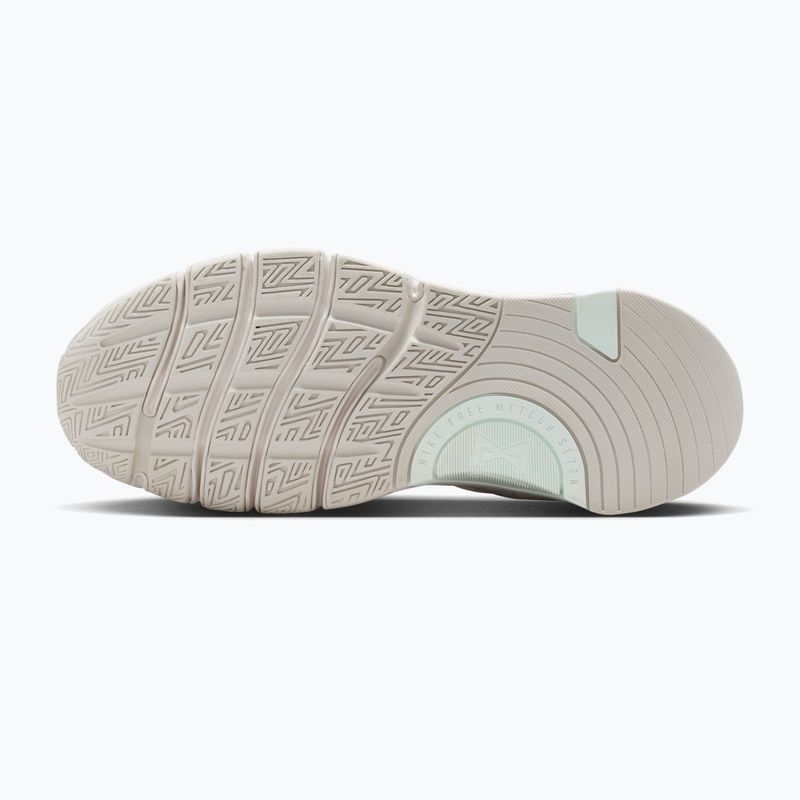 Scarpe da training da donna Nike Free Metcon 7 SE sail/light orewood brown/barely green 3