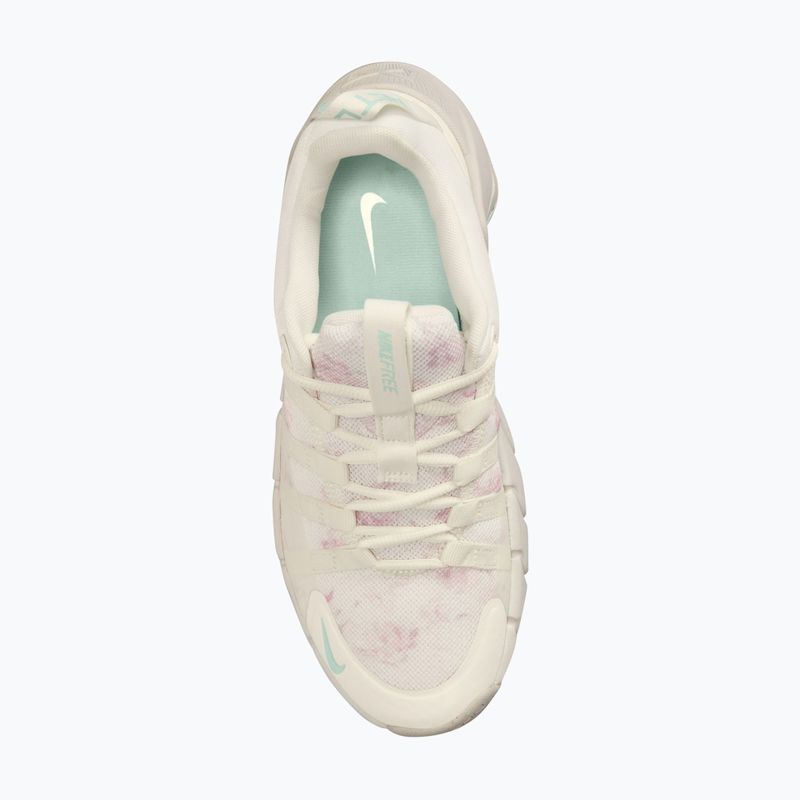 Scarpe da training da donna Nike Free Metcon 7 SE sail/light orewood brown/barely green 4