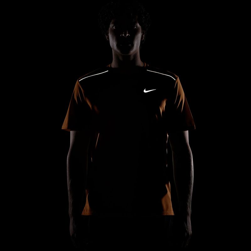 Maglietta da corsa da uomo Nike Miler Dri-Fit UV total orange 7