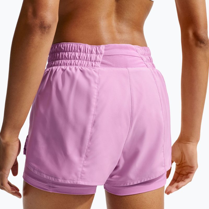 Pantaloncini da corsa da donna Nike One Dri-FIT 2IN1 light magenta/white 4