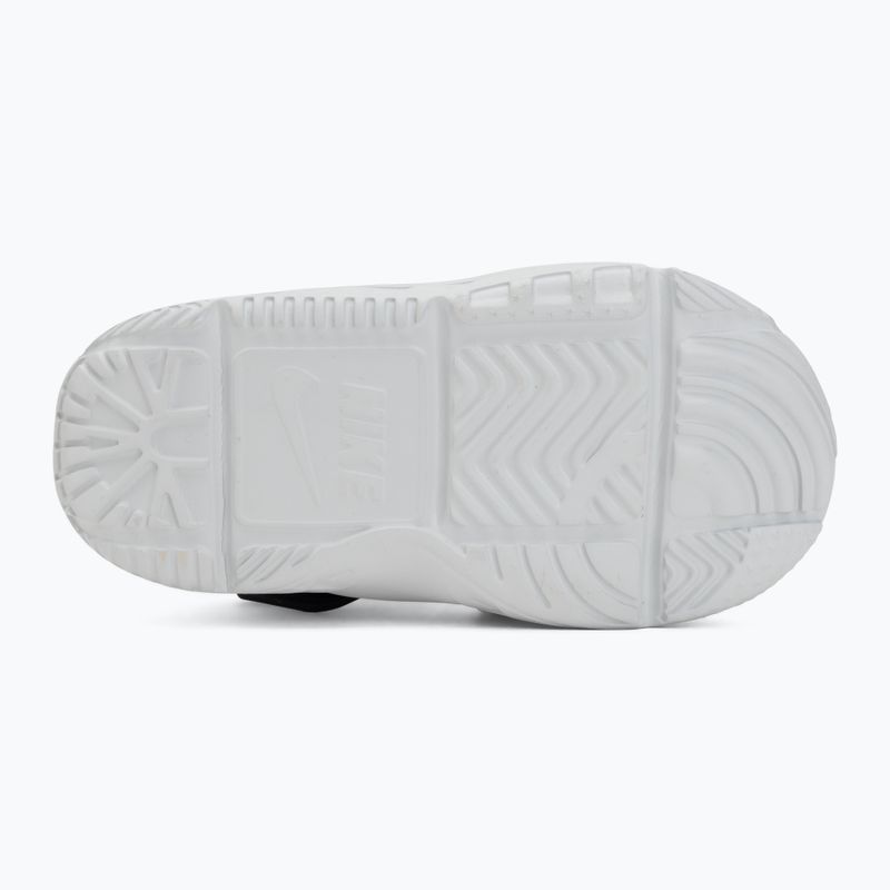 Scarpe per bambini Nike Team Hustle D 12 white/black/clear emerald/topaz gold 4