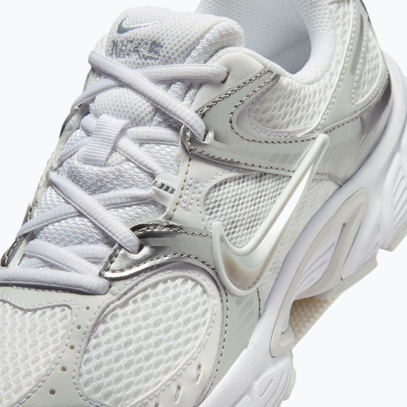 Scarpe da donna Nike V5 RNR white/metallic platinum/metallic silver 5