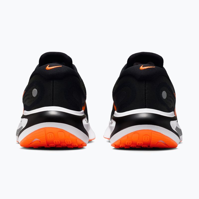 Scarpe da running da uomo Nike Journey Run black/anthracite/wolf grey/total orange 4