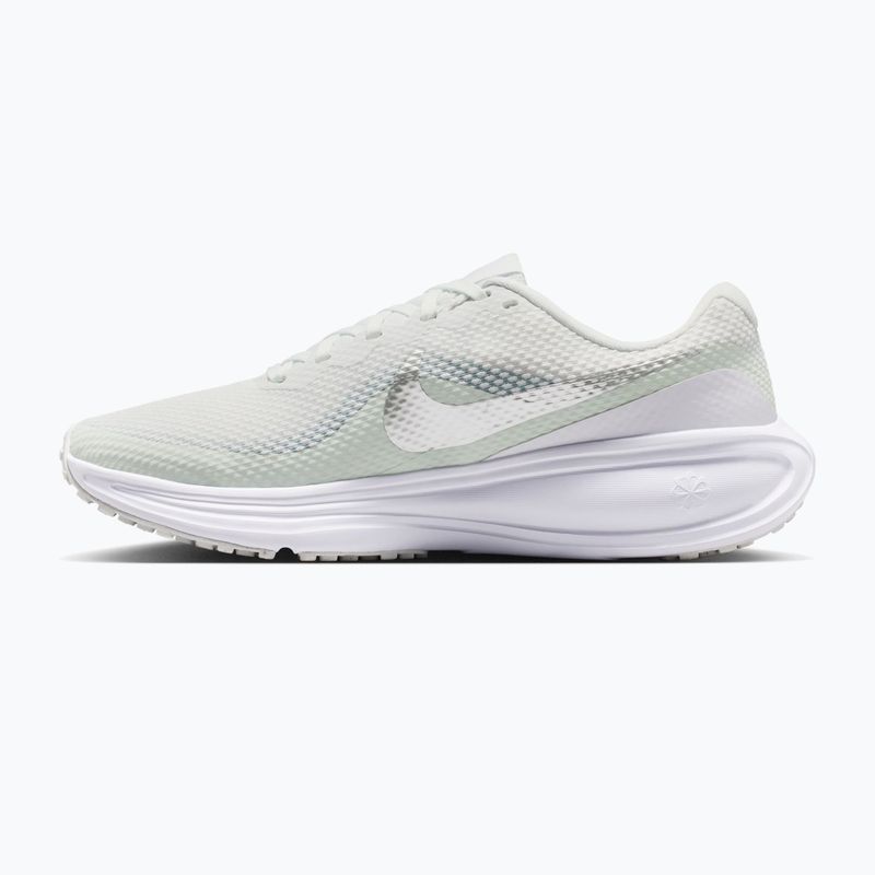 Scarpe da running da donna Nike Revolution 8 off white/barely green/metallic silver 2