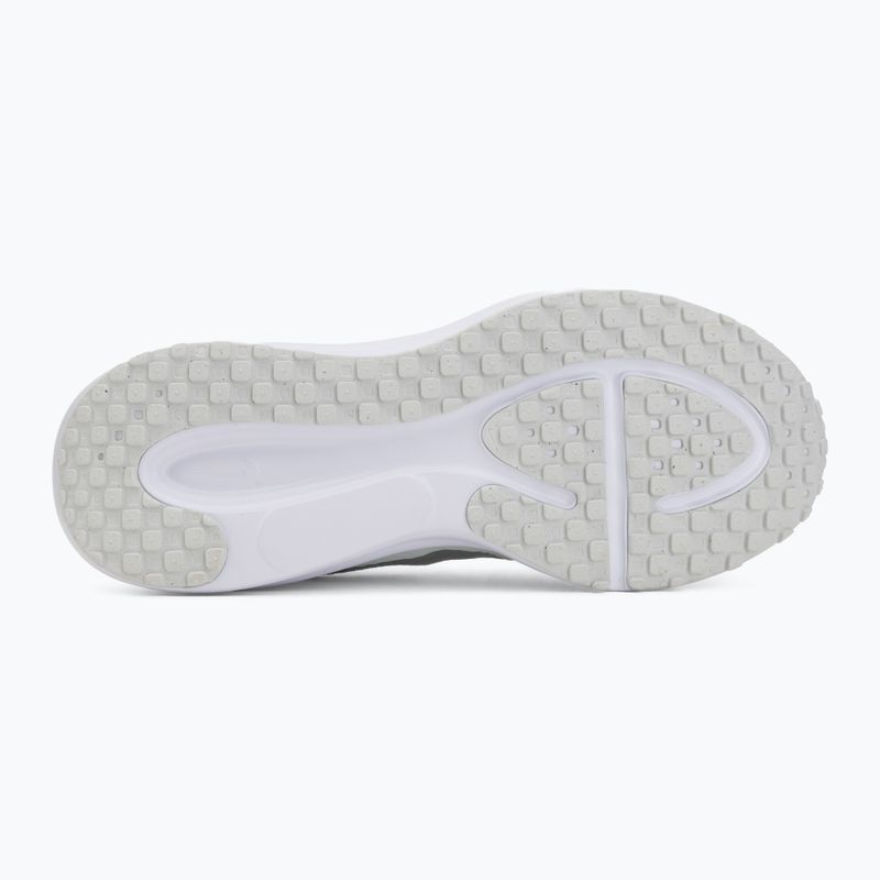 Scarpe da running da donna Nike Revolution 8 off white/barely green/metallic silver 4
