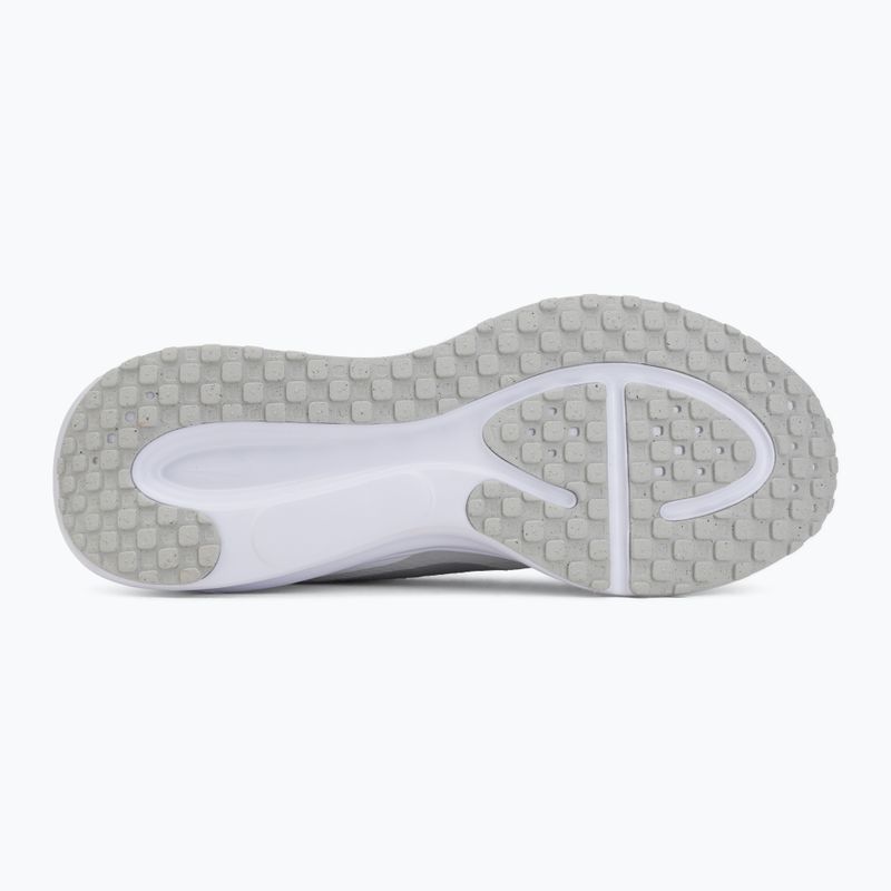Scarpe da running da uomo Nike Revolution 8 summit white/white/metallic silver 4