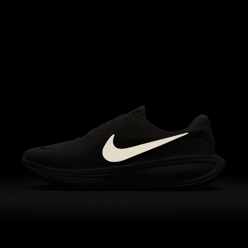 Scarpe da running da uomo Nike Revolution 8 summit white/white/metallic silver 3