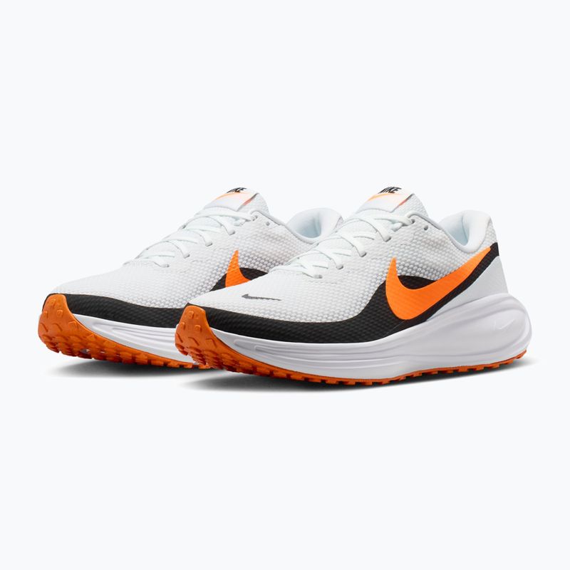 Scarpe da running da uomo Nike Revolution 8 off white/white/black/total orange 3