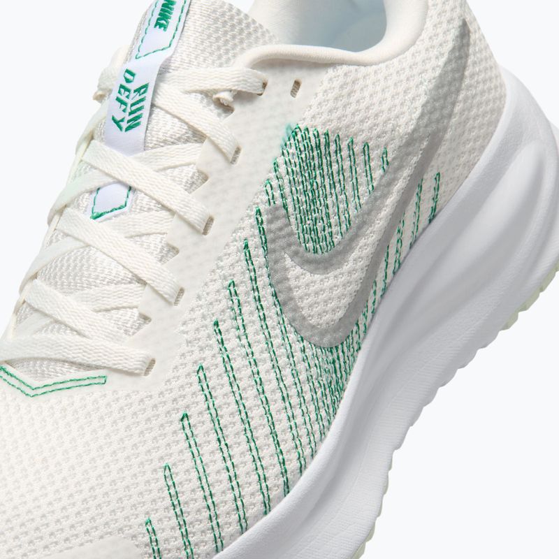 Scarpe da running da donna Nike Run Defy summit white/white/metallic silver 3