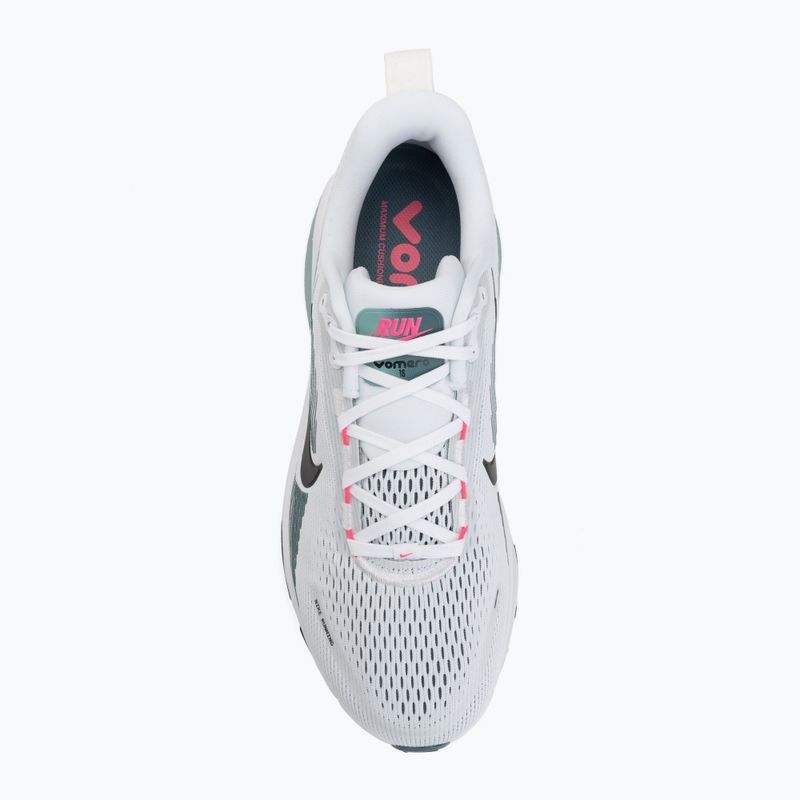 Scarpe da running da uomo Nike Vomero 18 white/mineral slate/mineral/black 5