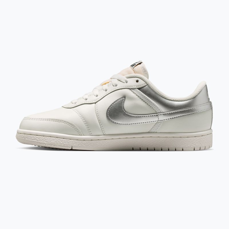Scarpe da donna Air Jordan Skyline Low swan/black/metallic silver 2