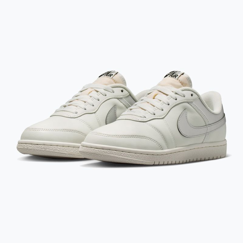 Scarpe da donna Air Jordan Skyline Low swan/black/metallic silver 3