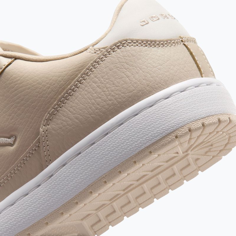 Scarpe da donna Jordan Court Connect Low legend light brown/white/pale ivory 4