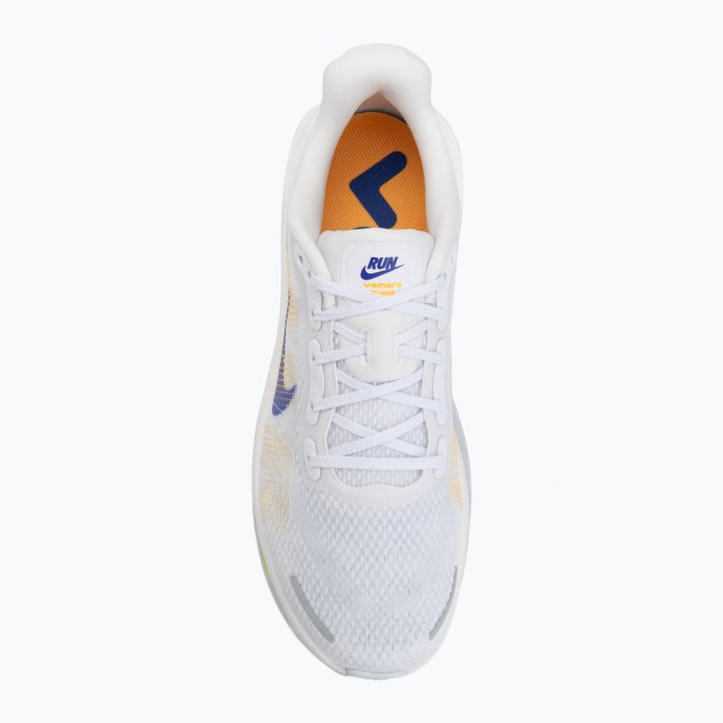 Scarpe da running da uomo Nike Vomero Premium white/total orange/laser orange/lapis 5