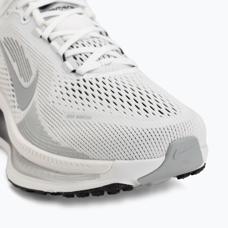 Scarpe da corsa uomo Nike Vomero 18 summit white/metallic silver-black 7