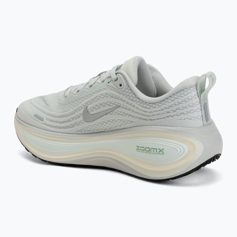 Scarpe da running da donna Nike Vomero Plus light silver/metallic silver 3