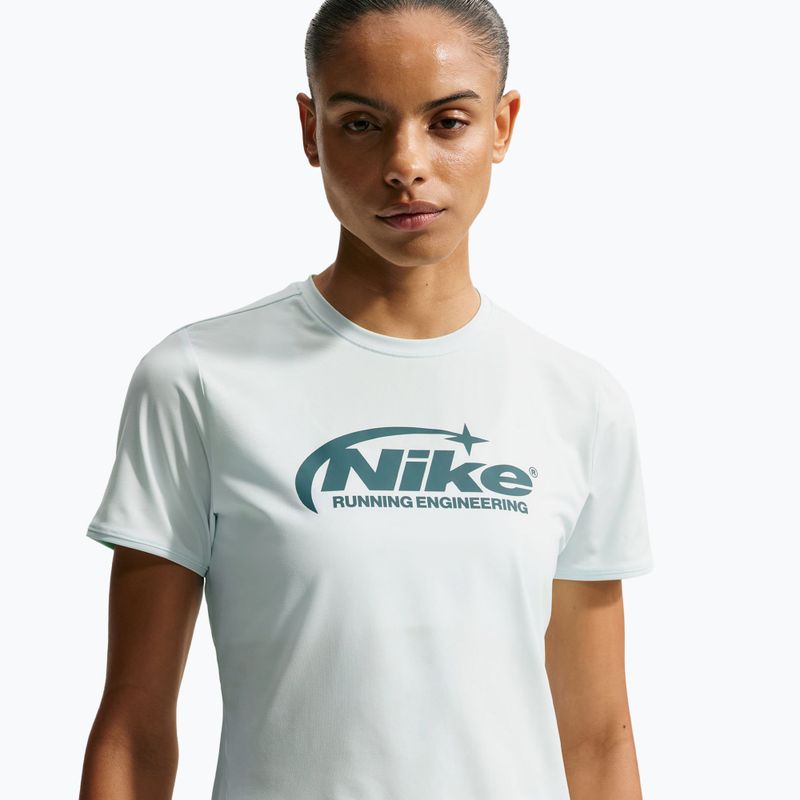 Maglietta da corsa da donna Nike Swift Dri-Fit barely green 5