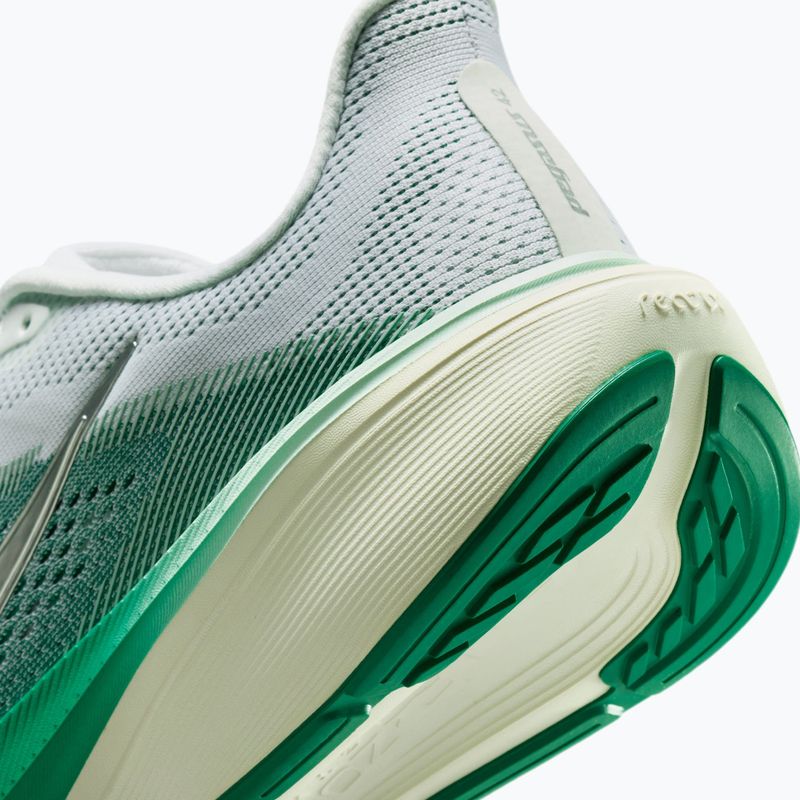 Scarpe da running da donna Nike Pegasus 42 white/malachite/metallic silver 4