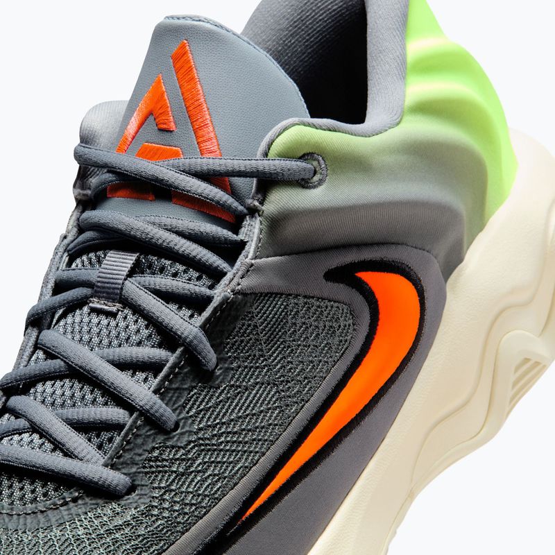 Scarpe da basket uomo Nike Giannis Immortality 4 Cool Grey/Volt/Total Crimson 7