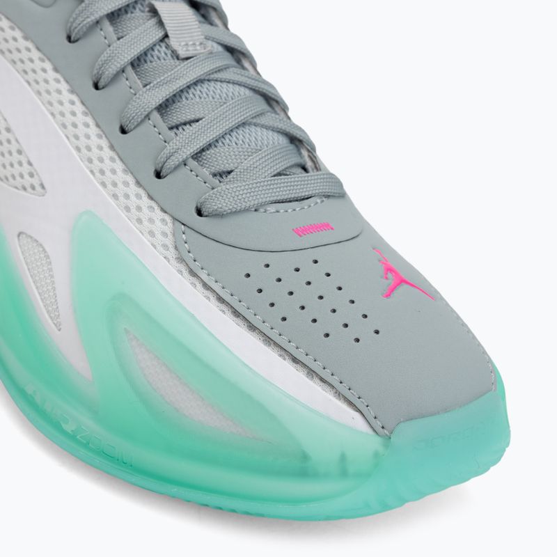 Scarpe da basket da donna Nike Jordan Heir Series 2 white/metallic silver/light pumice 7