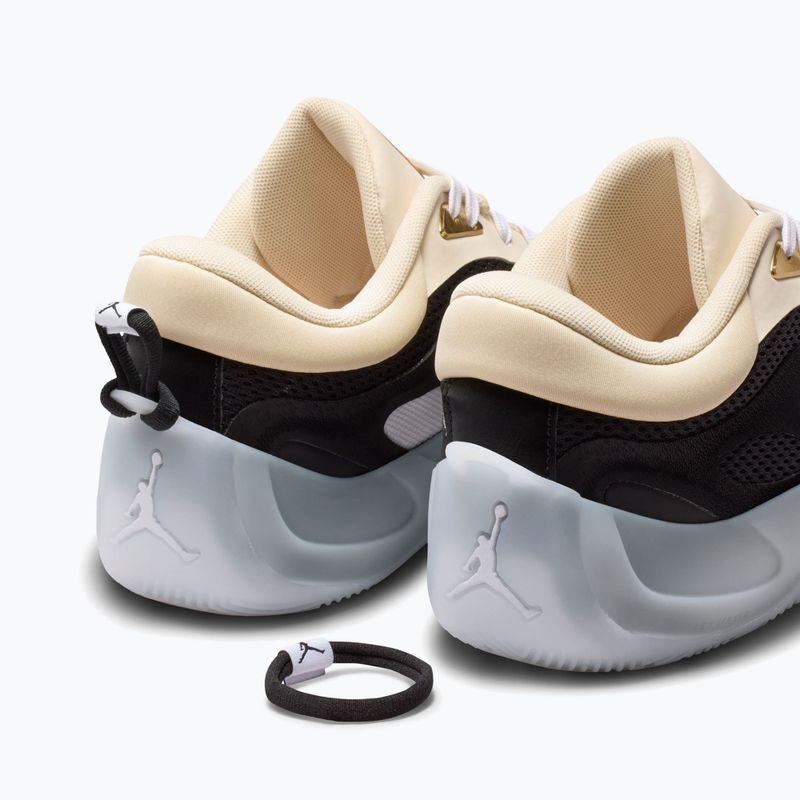 Scarpe da basket donna Jordan Heir Series 2 Precious Medal pearl white/black/metallic gold/white 3