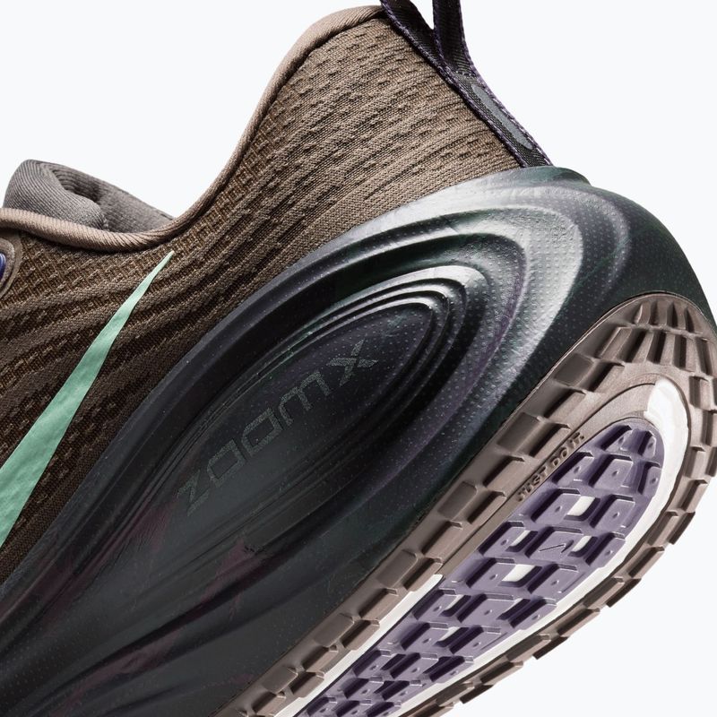 Scarpe da corsa uomo Nike Vomero Plus ironstone/dark smoke grey/quartz patina 6