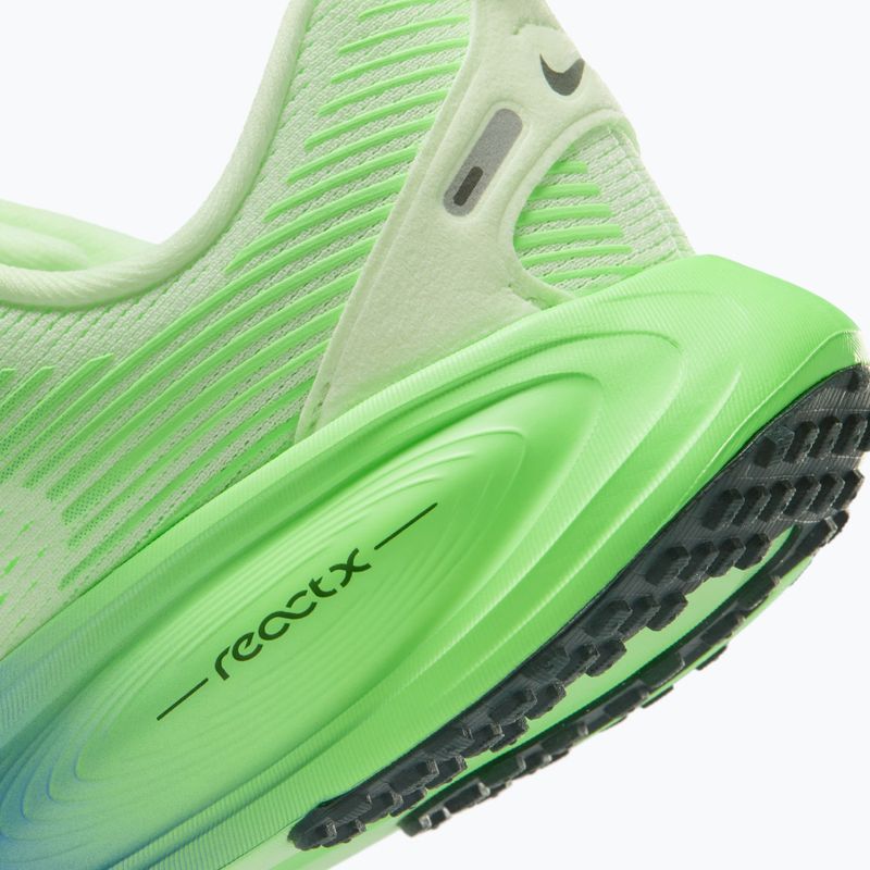 Scarpe da running per bambini Nike Vomero 18 volt tint/black spruce 4