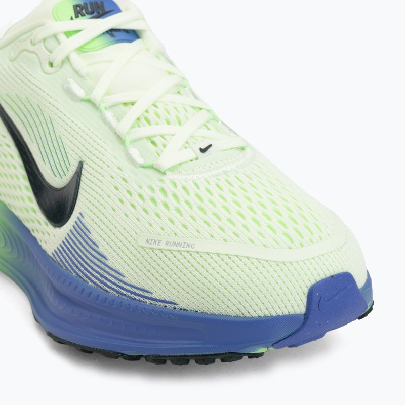 Scarpe da running Nike Vomero 18 volt tint/black spruce 7