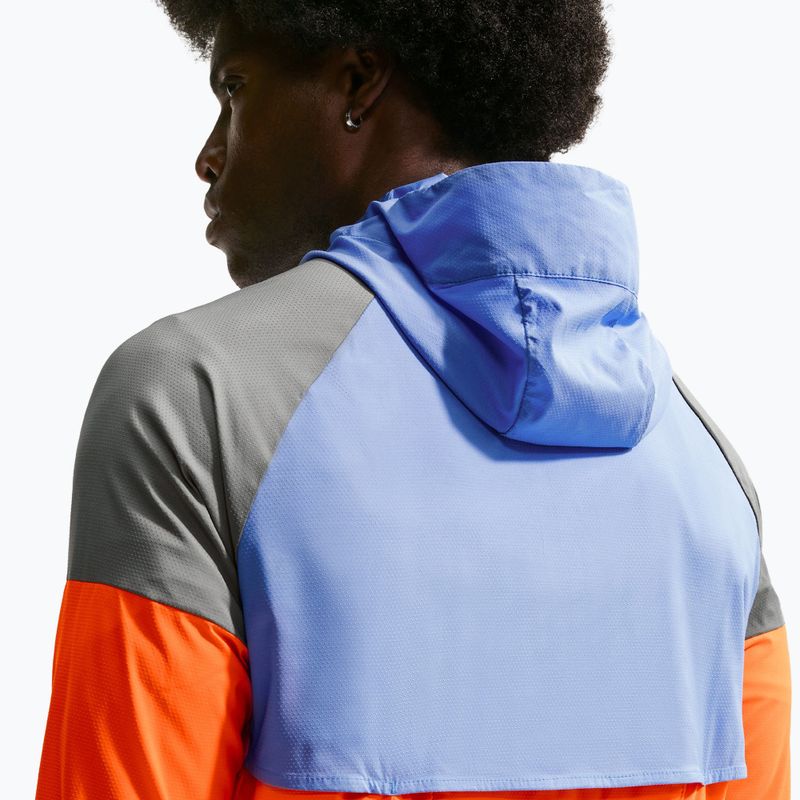 Giacca da corsa da uomo Nike Impossibly Light Windrunner total orange/royal pulse/smoke grey 7