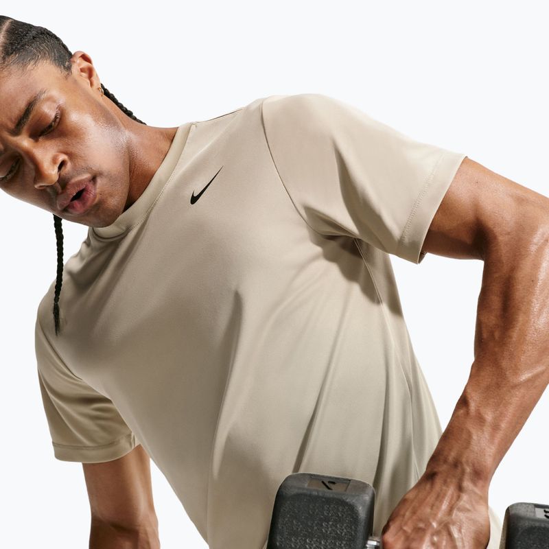 Maglia training da uomo Nike Dri-FIT Training T-Shirt desert khaki/black 6